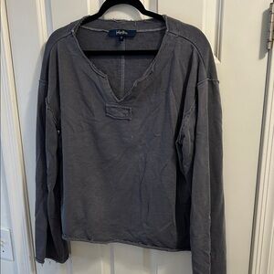 Indigo Rein Women's Gray V-Neck Sweatshirt